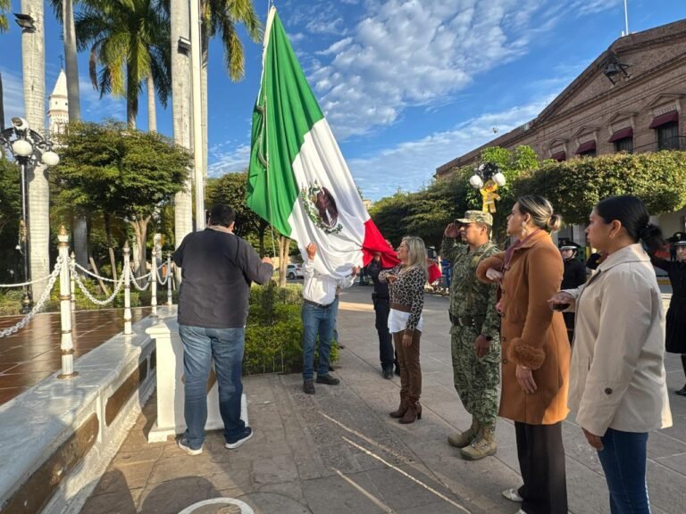 Gobierno de El Fuerte conmemora el 109 aniversario de la Constitución Política de 1917