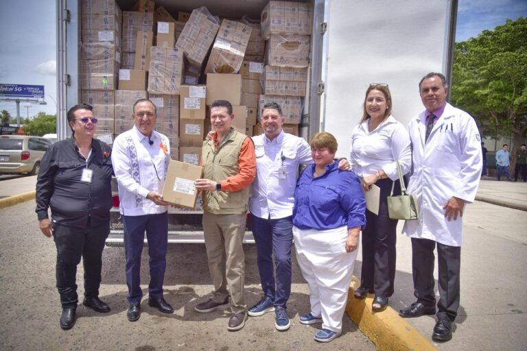 Llega la Ruta de la Salud con medicamento e insumos al Hospital General de Los Mochis