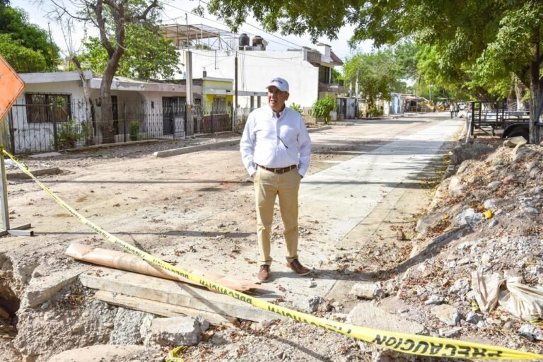 Al 80% el avance de la reparación integral del drenaje de la Calle Daniel Castillo en la Burócrata