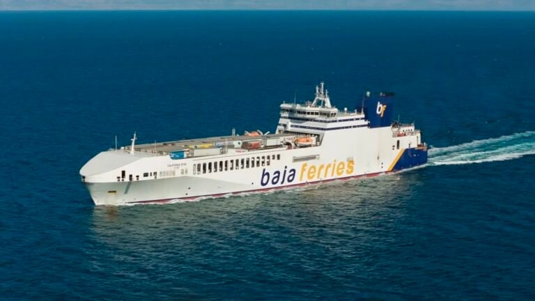 Dirección de Turismo y Baja Ferries se preparan para fortalecer la experiencia de los visitantes en Ahome